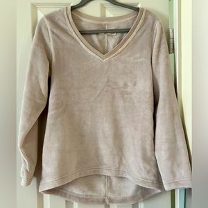 Ugg small pullover
